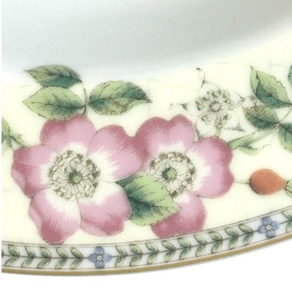 Wedgwood Vintage 1997 "Fleur" 9" Large Rim Soup/Pasta Bowls-Excellent-Set of 8 - Picture 5 of 9